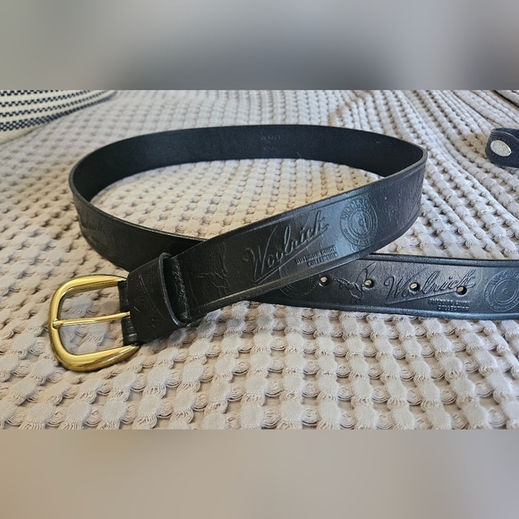 WOOLRICH Outdoor Guide Collection Leather Belt In Black with Gold Buckle. - Picture 7 of 11